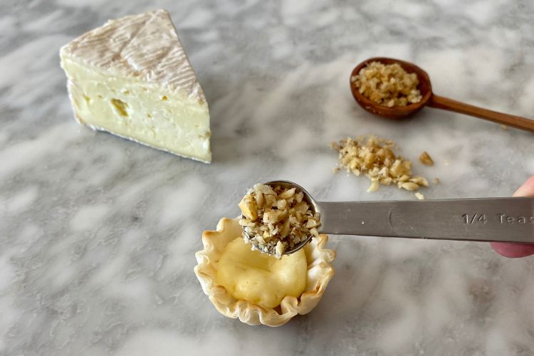 Add walnuts to phyllo cup