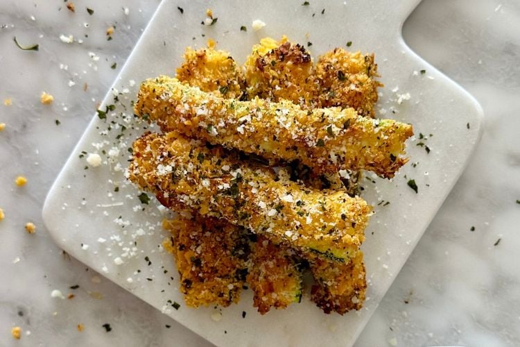 Air Fryer Zucchini Sticks
