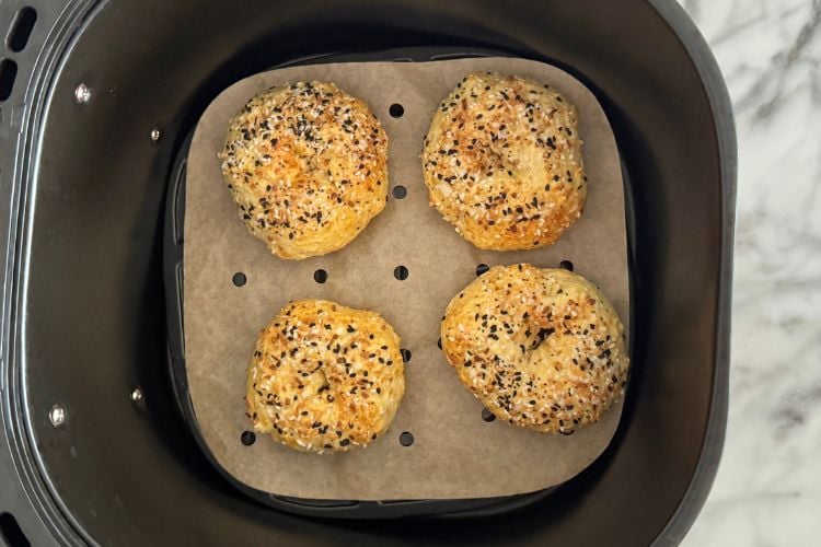 Air fried cottage cheese bagels