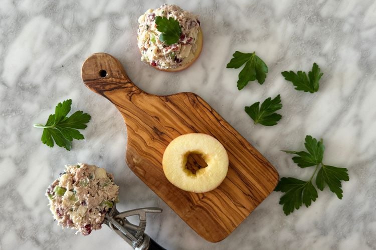 Apple slices for tuna salad