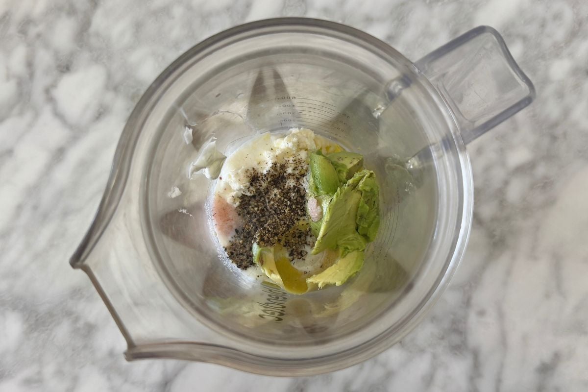 Avocado dressing ingredients for corn salad