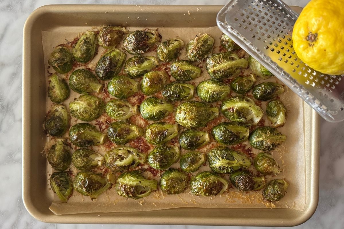 Baked brussels sprouts with parmesan