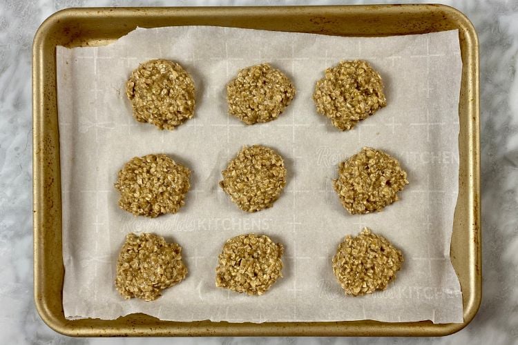 Banana Chocolate Chip Breakfast Cookies