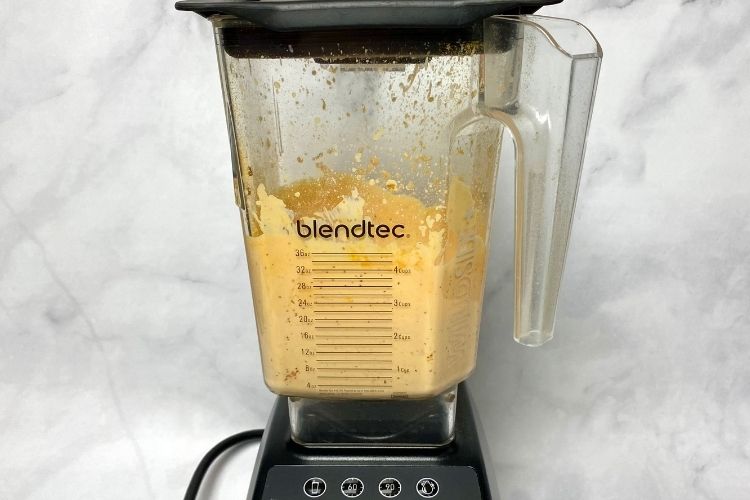 Blended healthy queso dip sauce