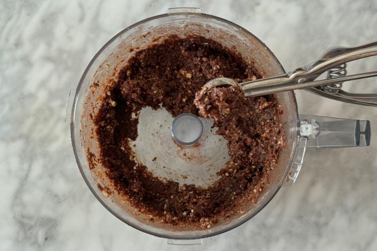 Blended coconut date balls