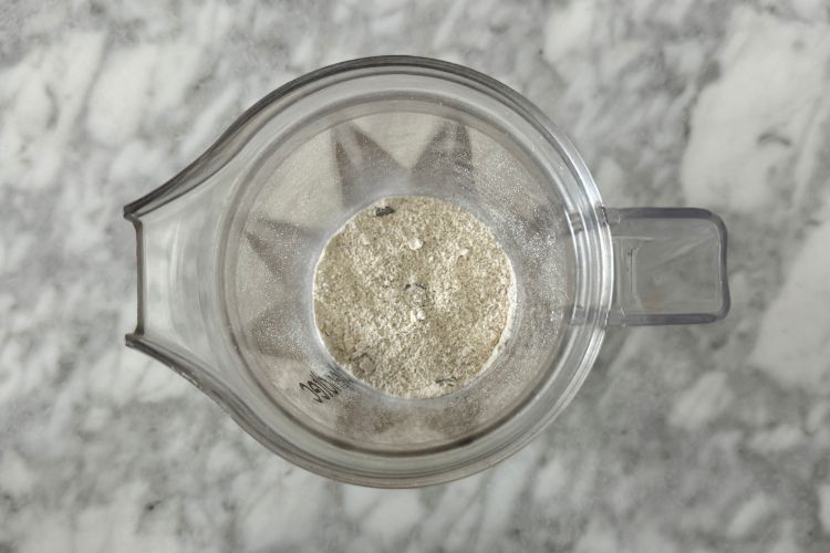 Blended rolled oats in blender