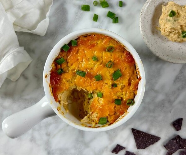 Buffalo Chicken Dip With Greek Yogurt