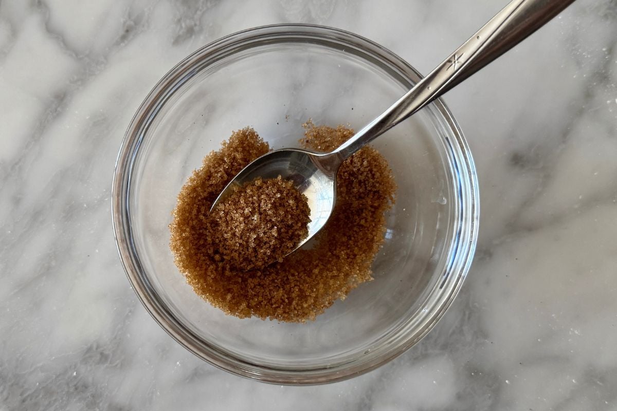 Cinnamon crunch topping in bowl for bagels