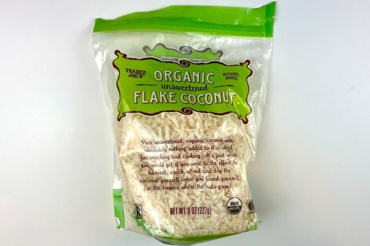 Coconut flakes