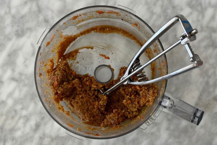 Combined carrot cake bliss balls mixture
