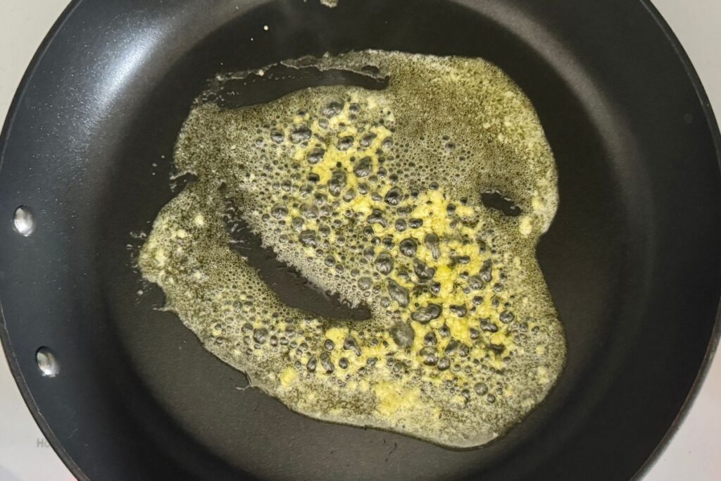 Cooked garlic in a pan