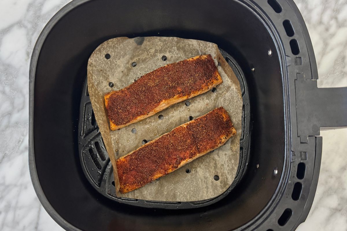 Cooked salmon in the air fryer