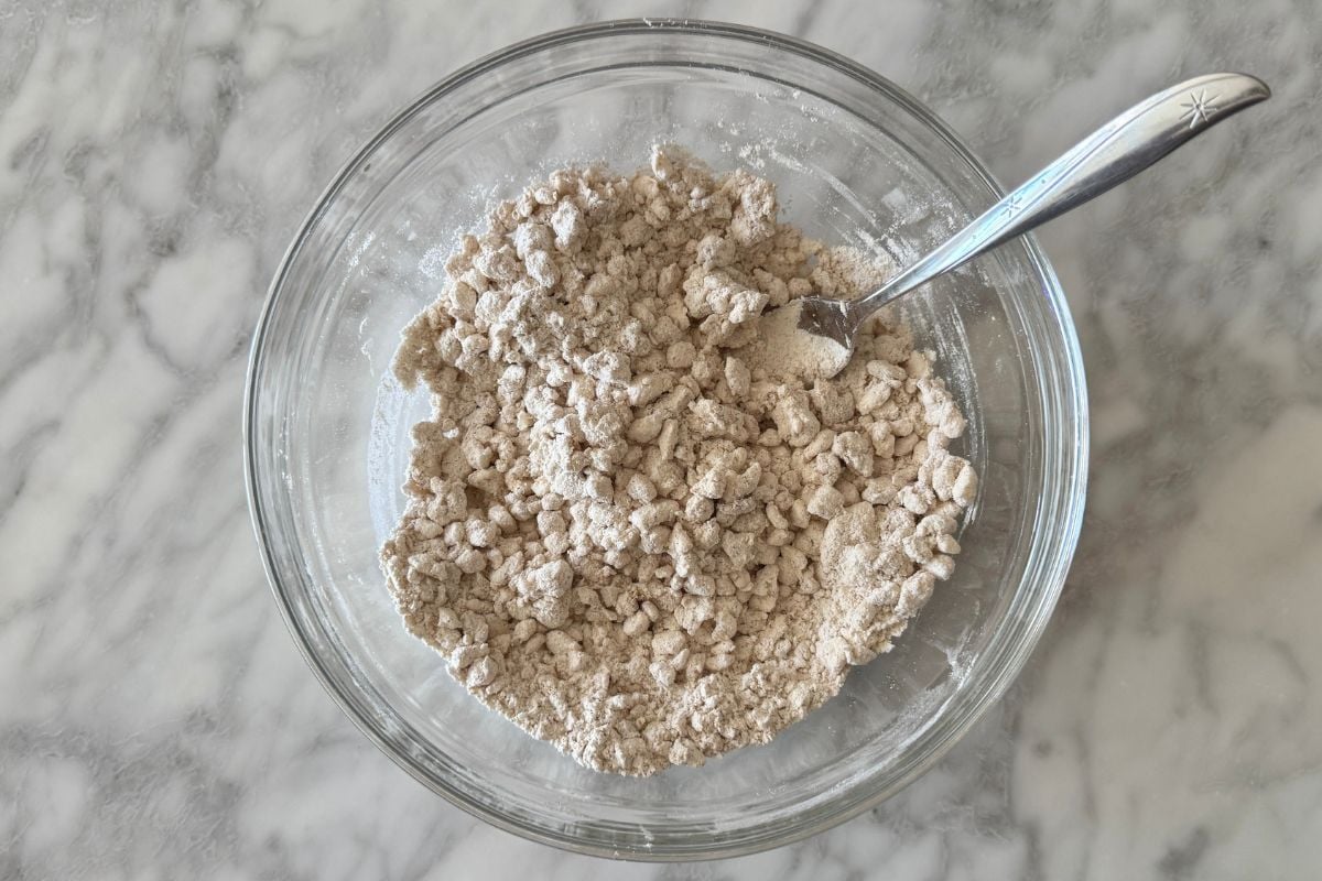 Cottage cheese in dough for cinnamon crunch bagels