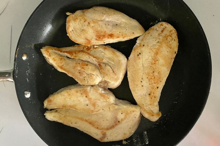 Creamy Garlic Chicken In Pan