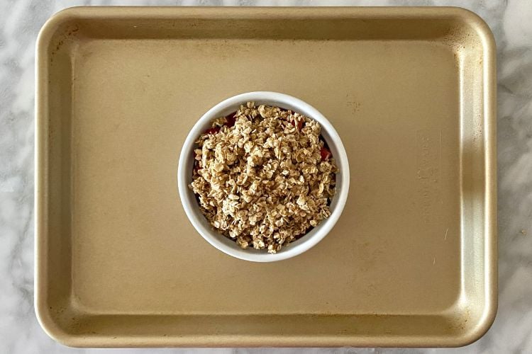 Crumble With Strawberries