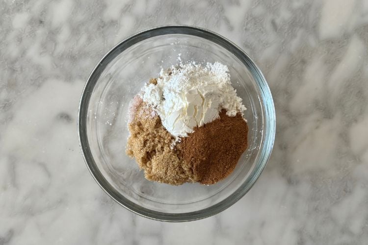 Dry ingredients for apple pie filling