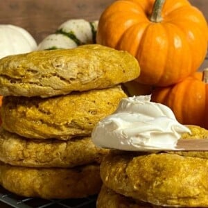 Easy Homemade Pumpkin Bagels
