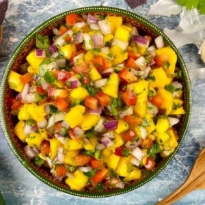 Easy Mango Salsa Recipe