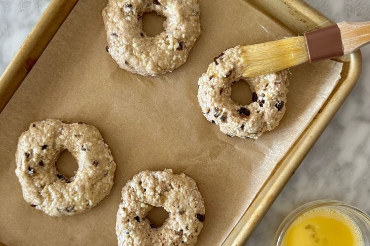 Egg washed cinnamon and raisin bagels