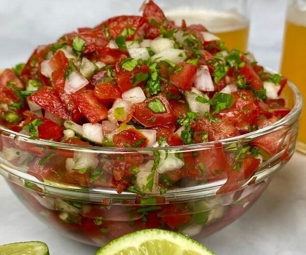 Finished easy pico de gallo recipe