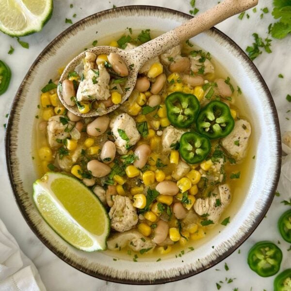 Healthy White Bean Chicken Chili Recipe