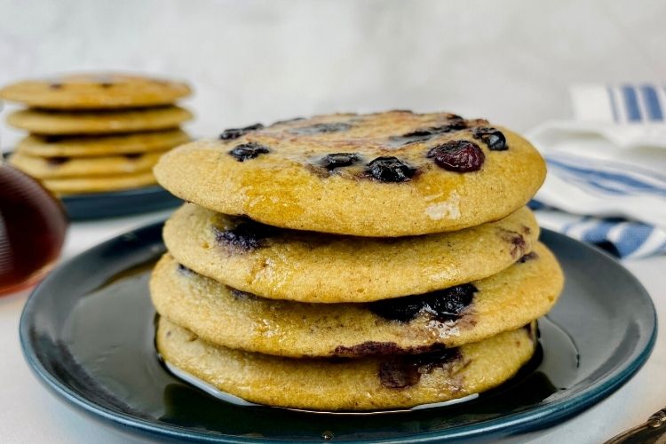 Healthy banana blueberry pancakes