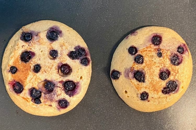 Healthy blueberry pancakes