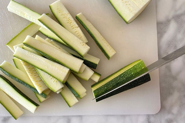 How To Cut Zucchini Into Sticks