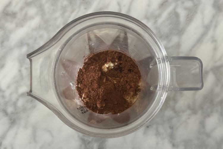 Ingredients for chocolate pudding in blender