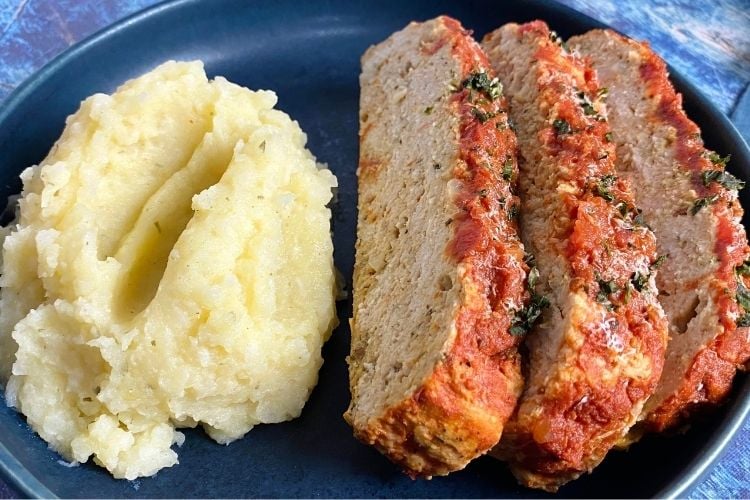 Italian turkey meatloaf with oats