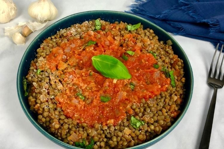 Lentils with marinara sauce