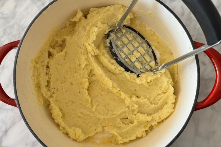 Mashed potatoes in pan