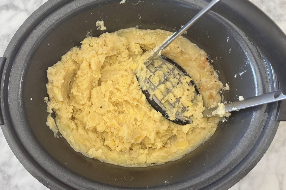 Mashed potatoes in the slow cooker