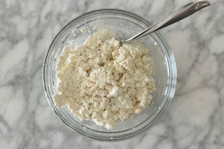 Mixed cottage cheese and flour