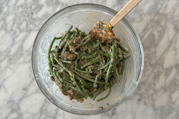 Mixed green beans in soup mixture