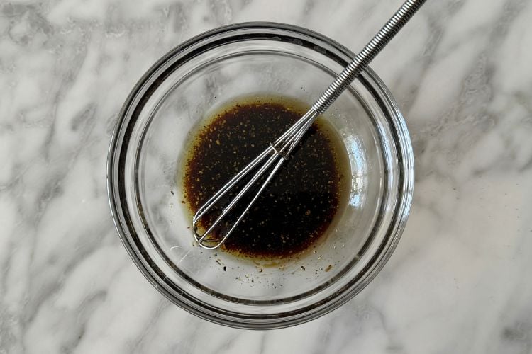 Mixed kale pomegranate salad dressing