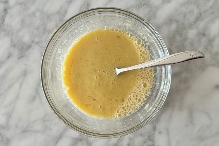 Mixed wet ingredients for muffins