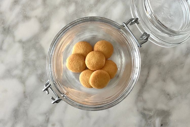 Nilla Wafers In A Jar
