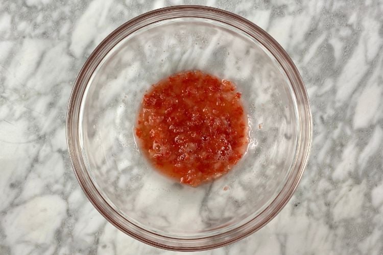 Overnight Oats With Strawberries