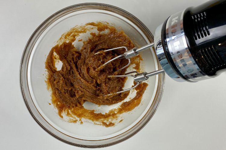 Peanut Butter Cookies With Chocolate
