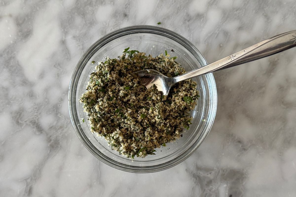 Poultry rub seasoning mix for turkey breast