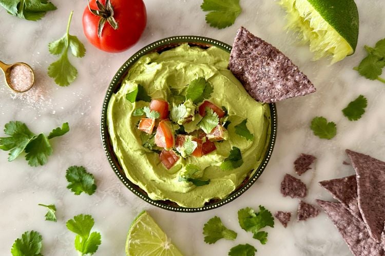 Protein guacamole in a bowl