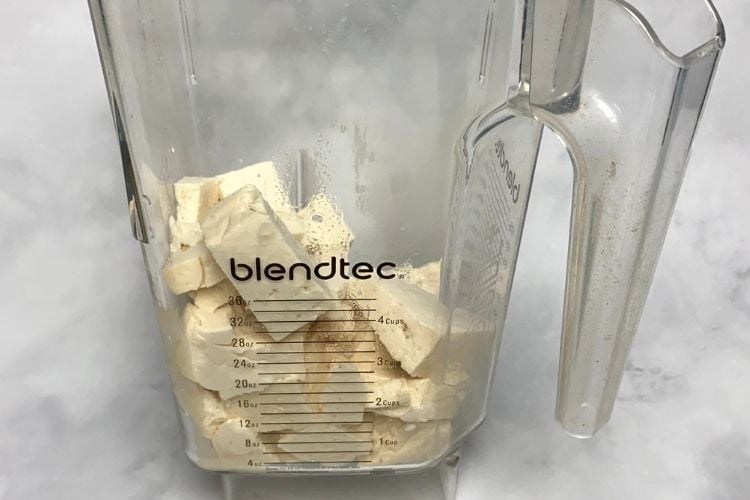 Queso dip ingredients