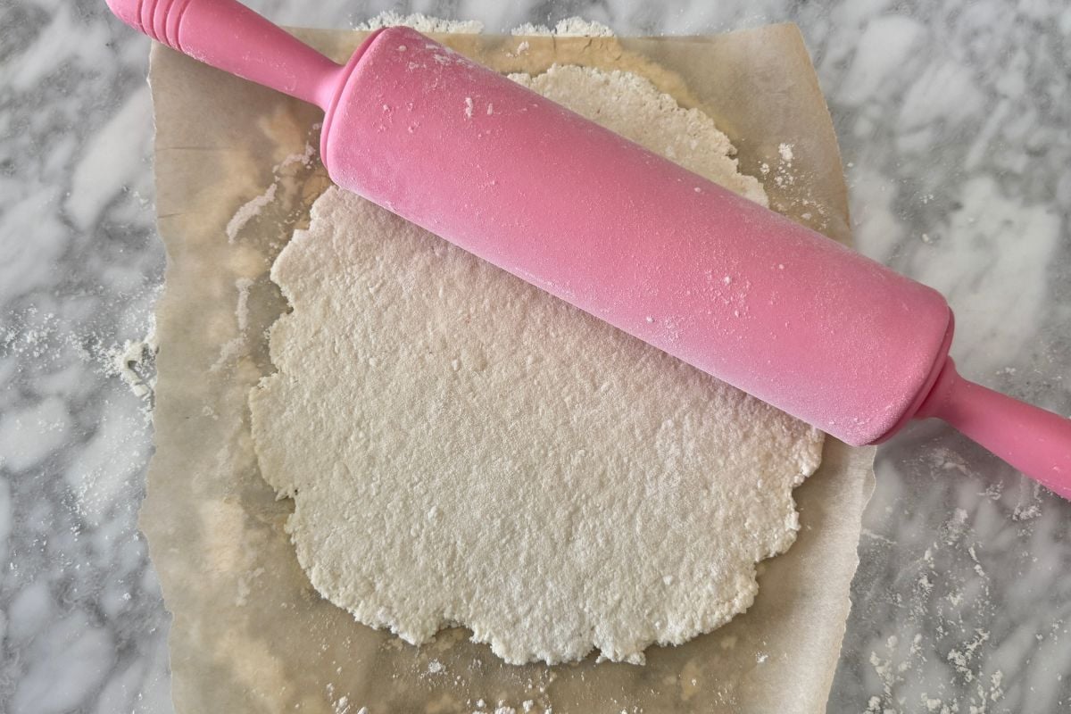 Rolled out pizza dough