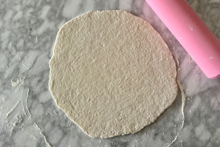 Rolled pizza crust