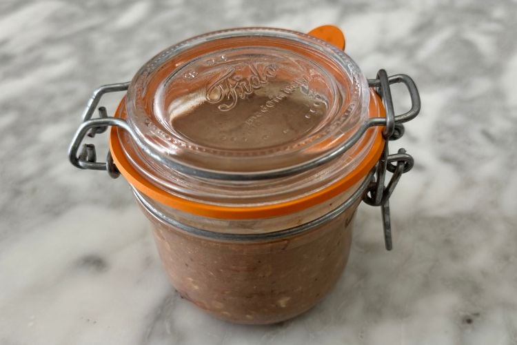 Sealed lid on overnight oats jar