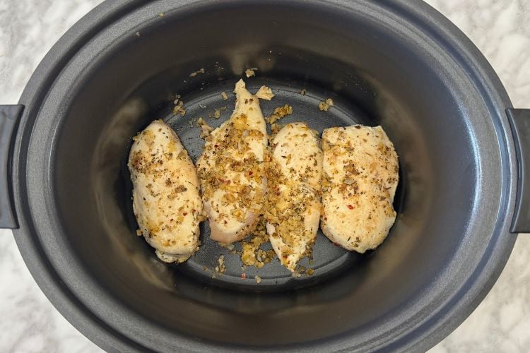 Seared chicken in the slow cooker