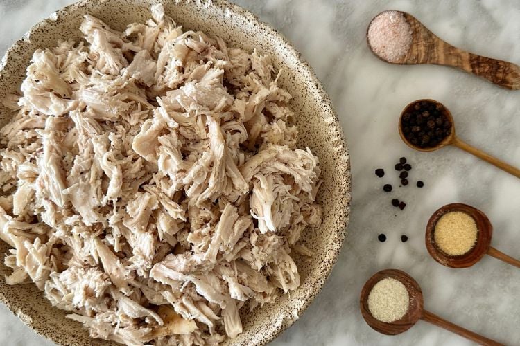 Shredded chicken in bowl