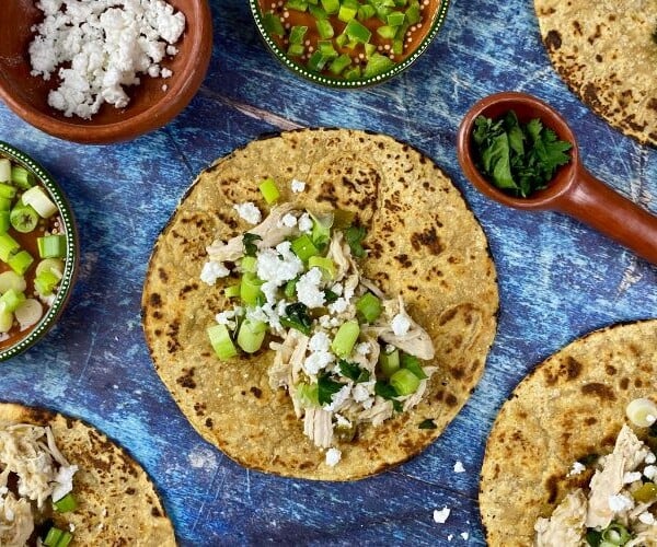 Slow Cooker Salsa Verde Chicken