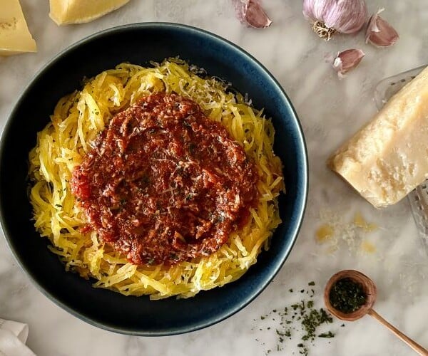 Slow Cooker Spaghetti Squash